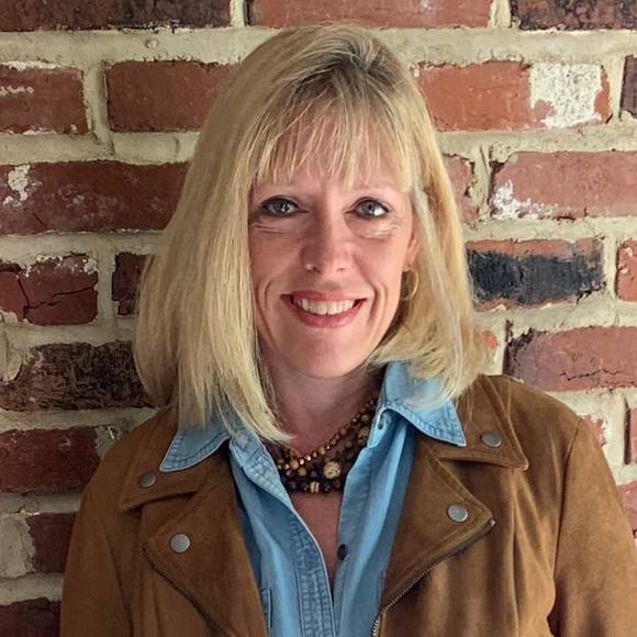 Meet your Posher, Melanie - Picture 1 of 1